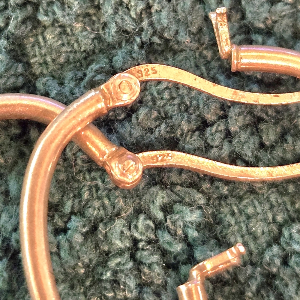 Sterling Silver 925 Marked Squared Hoop Hinged‎ Back Earrings 1.125"X1.125" - Picture 6 of 6